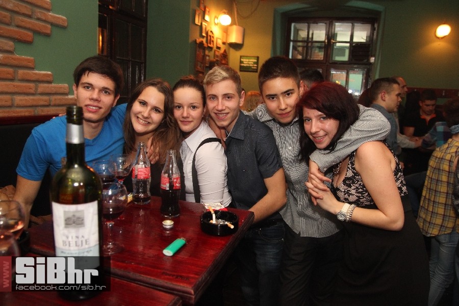 fortpub_osijek_nightlifelifesty fortpub_osijek_nightlifelifesty