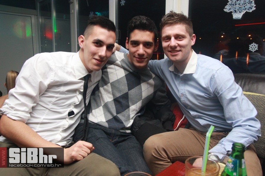 barkaIMG_543825122013 barkaIMG_543825122013