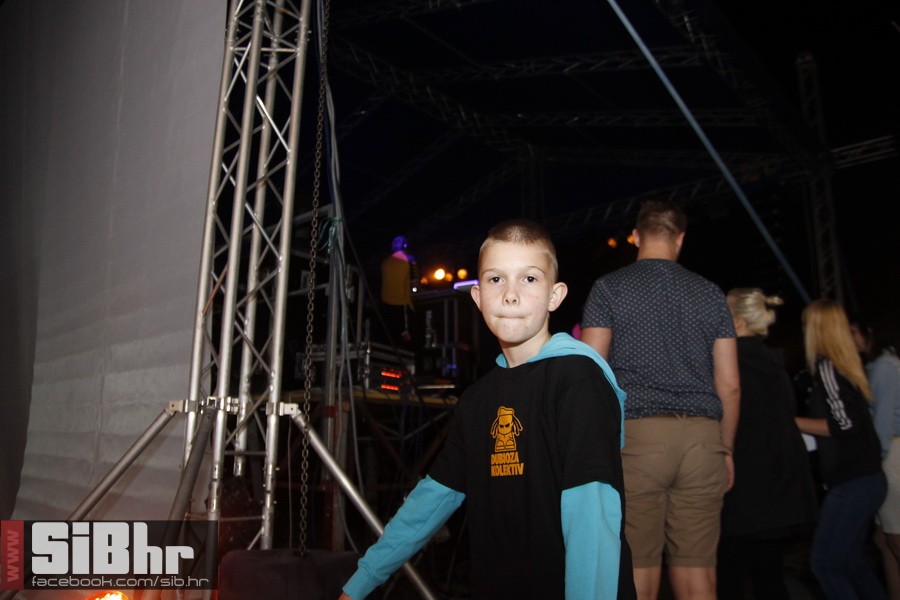 dubioza_sars_2014_zoran_bastion dubioza_sars_2014_zoran_bastion