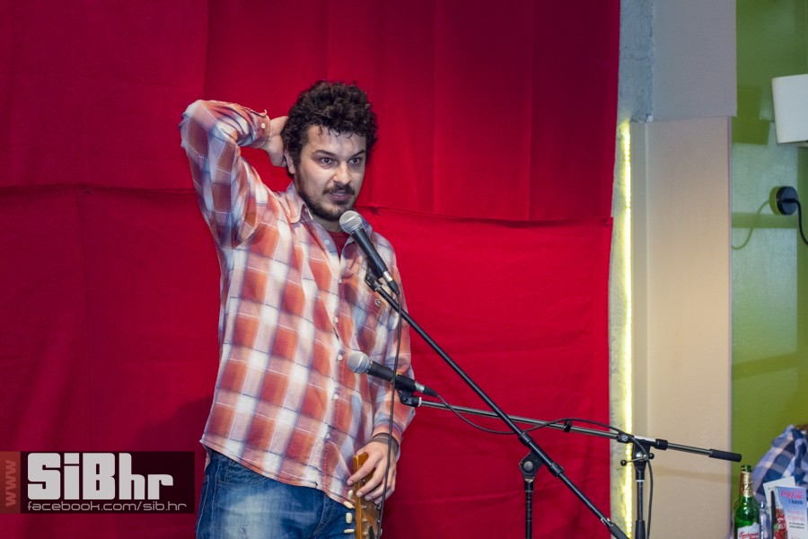 stand_up_2015_SiBhr_01
