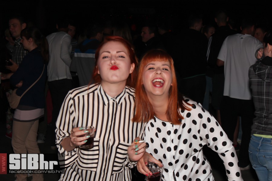 dc_party_2706_SiBhr_9 dc_party_2706_SiBhr_9