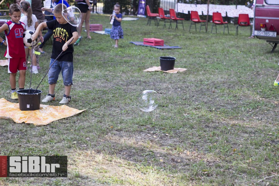zemlja_vijenac_2015_SiBhr07