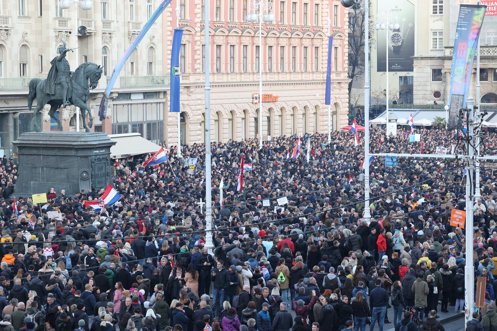 U Zagrebu veliki prosvjed protiv Covid potvrda