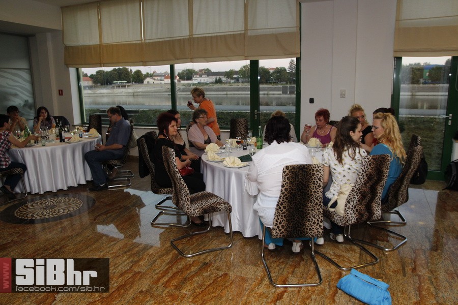 orijentalna_vecera_osijek_SiBhr orijentalna_vecera_osijek_SiBhr