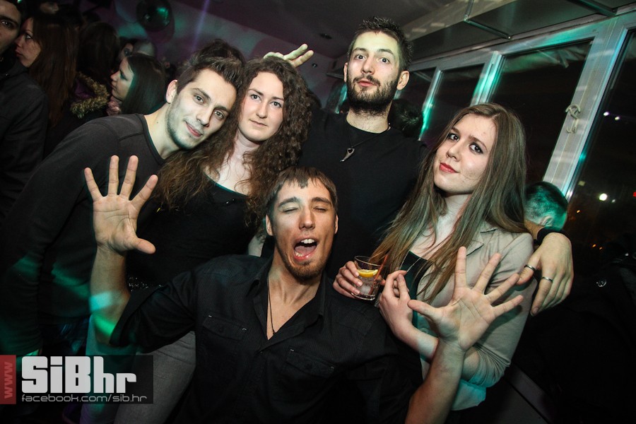 barka2303_09 barka2303_09