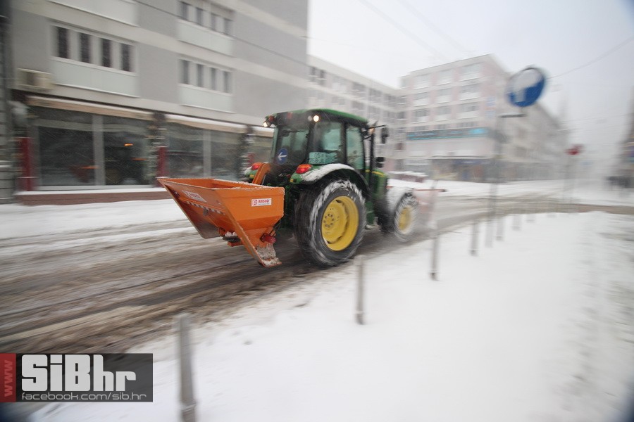 snijeg_prosinac_osijek_SiBhr_25