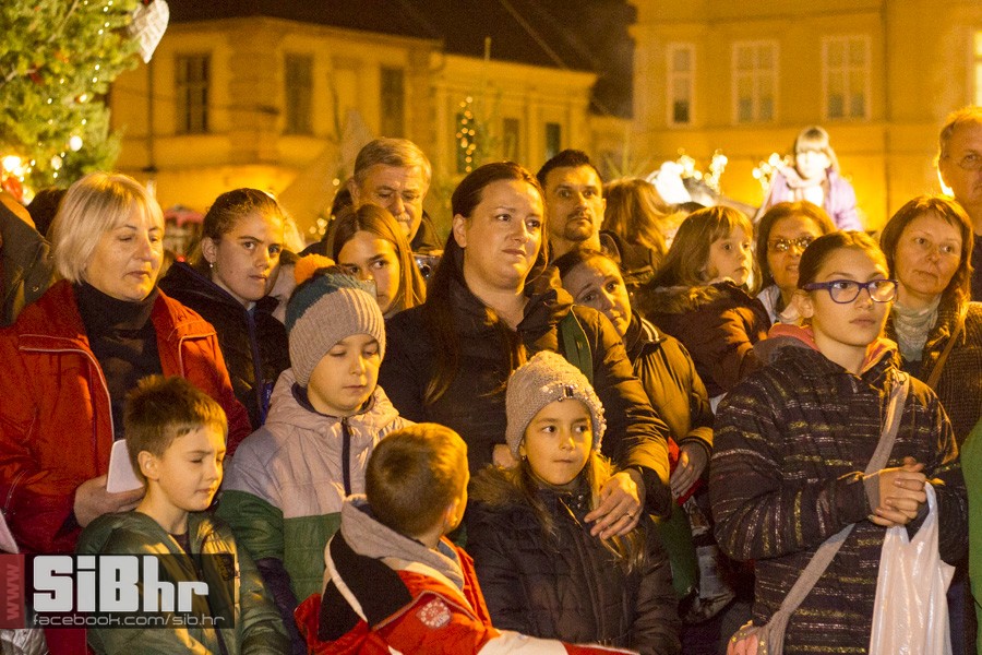 advent_u_tvrdji_dan_grada_osije