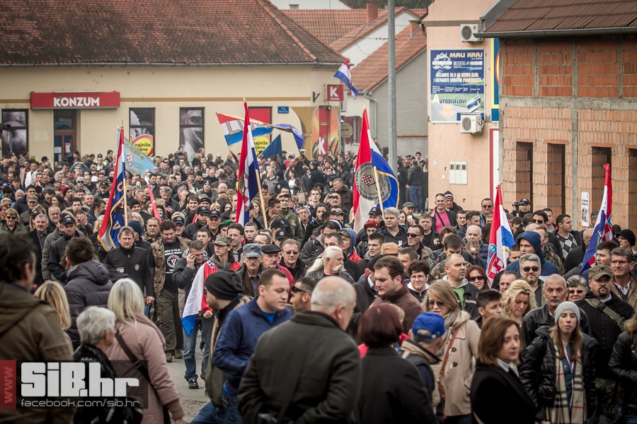 kolona_sjecanja_vukovar_1811201