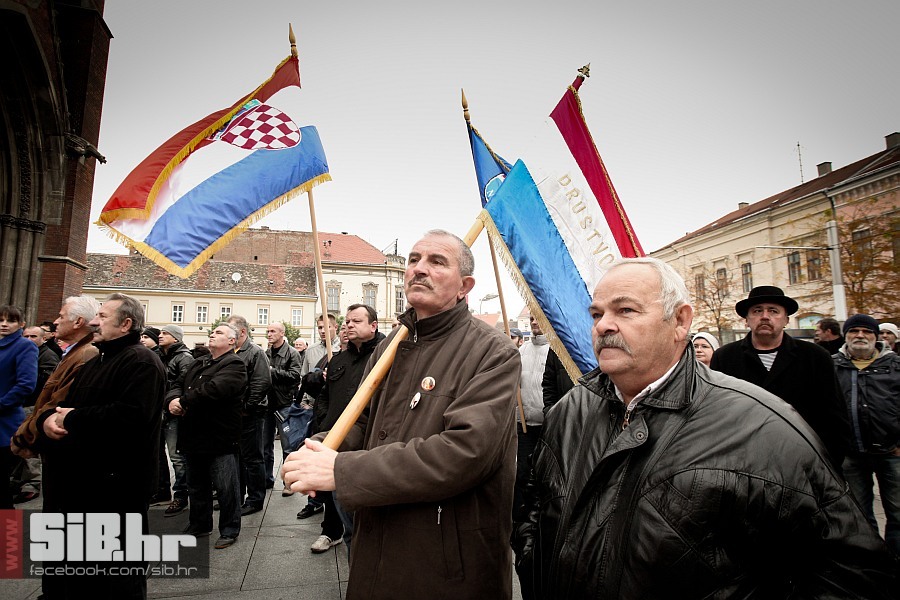 oslobodeni_generali_16112012_mb