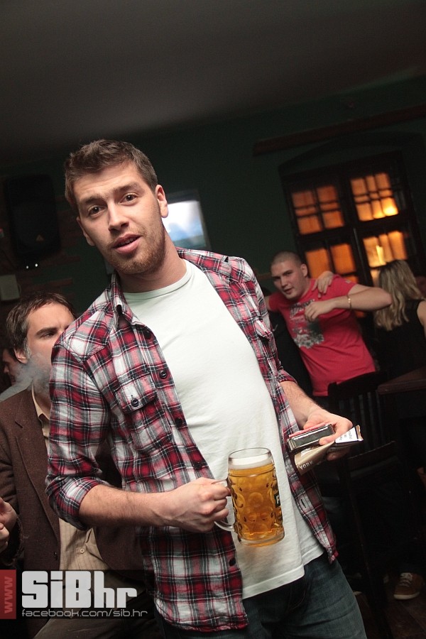 fortpub_osijek_nightlife_sibhr6