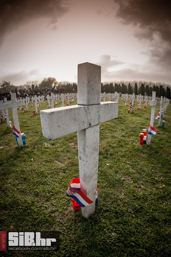 kolona_sjecanja_vukovar_1811201