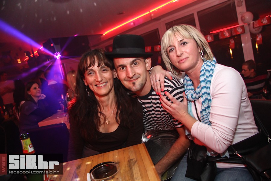 toni_barka_06