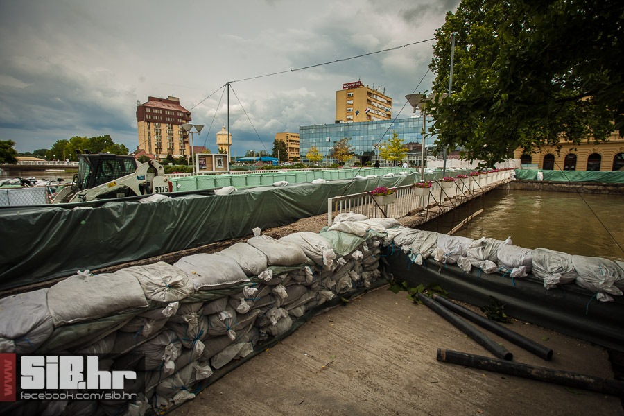 poplave_u_sib_12062013_sibhr_mb