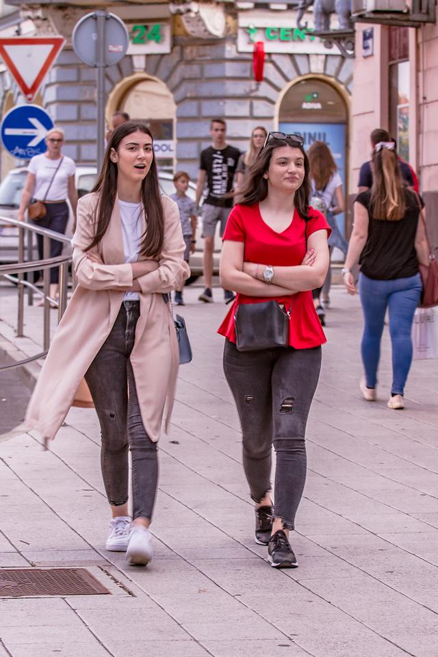 Osječani iskoristili lijepo vrijeme i neradni dan za uživanje na otvorenom