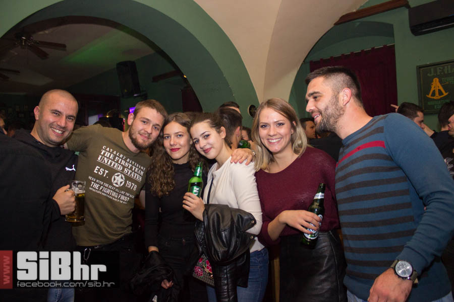 fort_pub_14