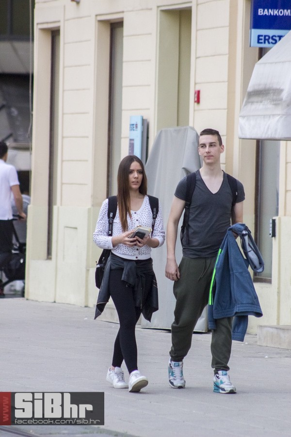 osjecani_u_setnji_gradom_50 osjecani_u_setnji_gradom_50