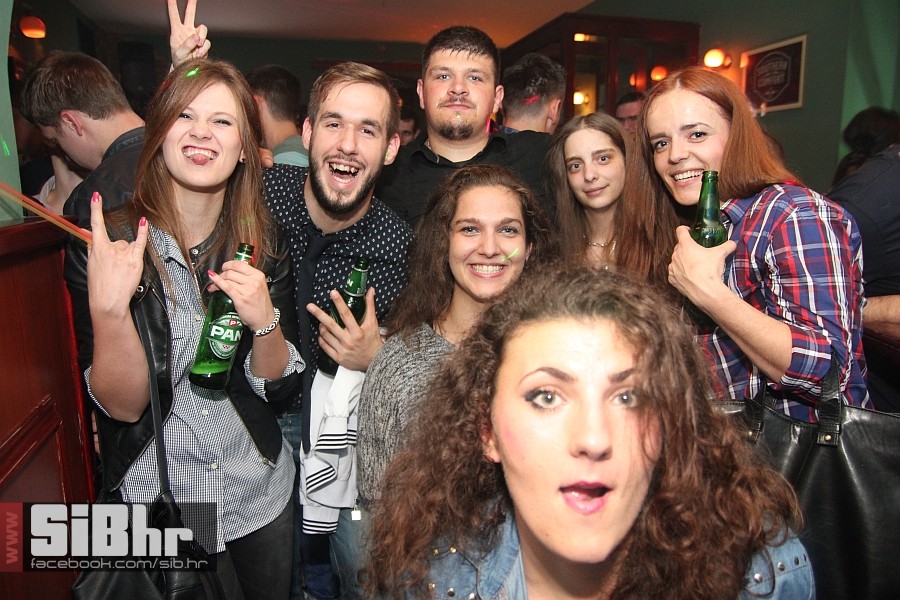 2014_10_12_fortpub_osijek_night