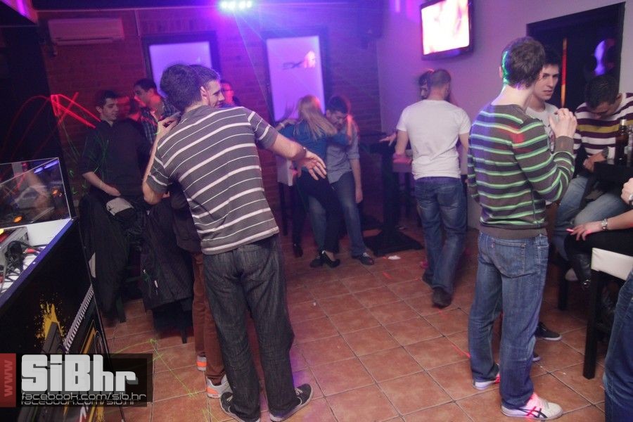 exit0903_07 exit0903_07