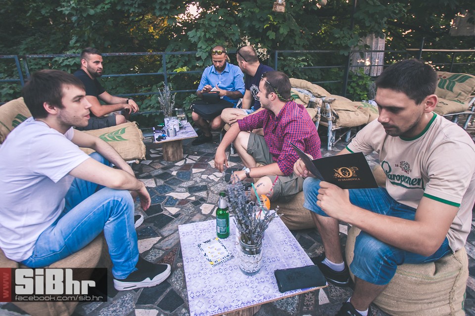 sofa0807_2016_sibhr_54
