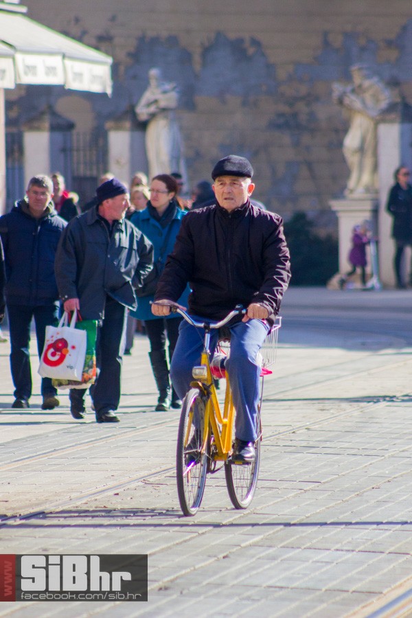 subota_osijek_setnja_ljudi_29