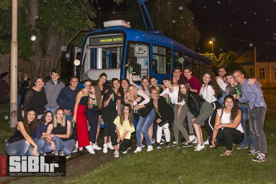 Tram_party_SiBhr-65