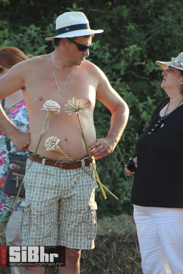 slama_dan_drugi_SiBhr_43 slama_dan_drugi_SiBhr_43