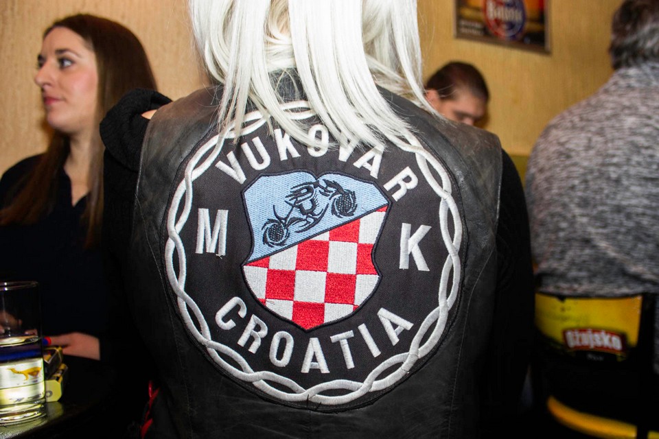 Motoristi partyjali u Balotama uz svirku uživo grupe Lucky day