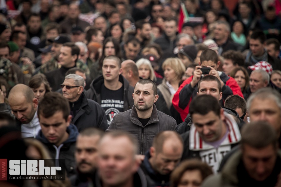 kolona_sjecanja_vukovar_1811201