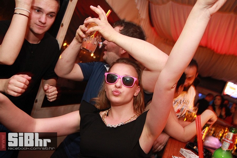 barca_osijek_nightlife_sibhr8_6 barca_osijek_nightlife_sibhr8_6