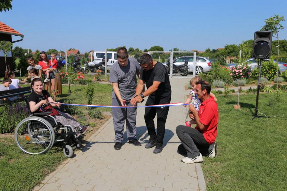 Otvoren RES park u Antunovcu
