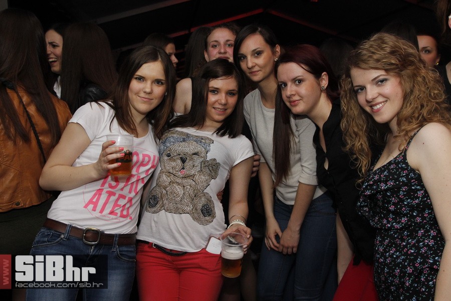 studentska_rostiljada_Mejasi_Si