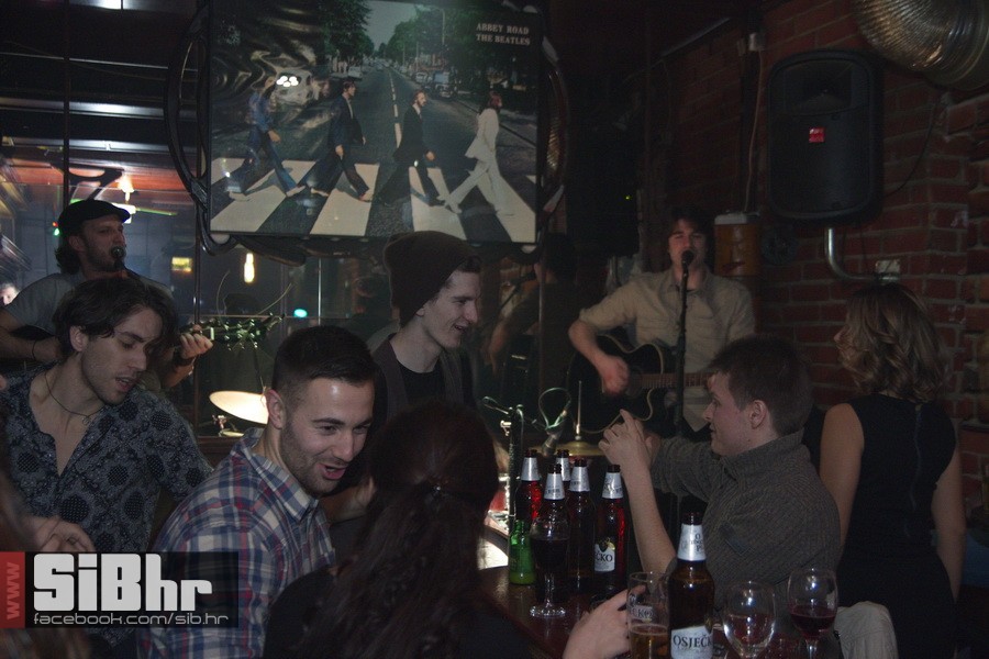 akusticna_svirka_cadillac_18