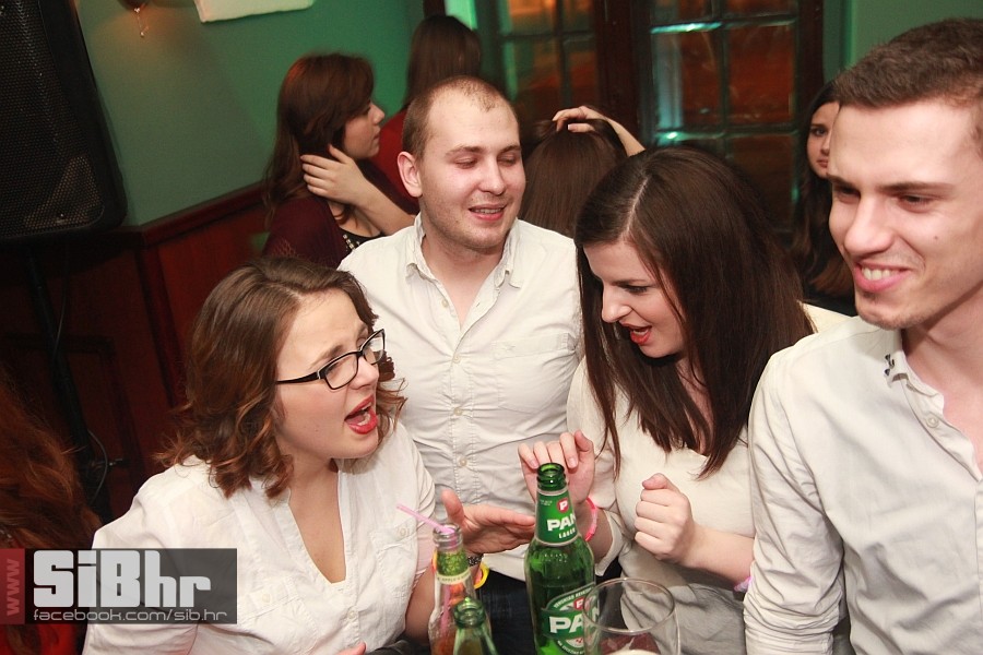 fortpub_osijek_nightlife_sibhr1