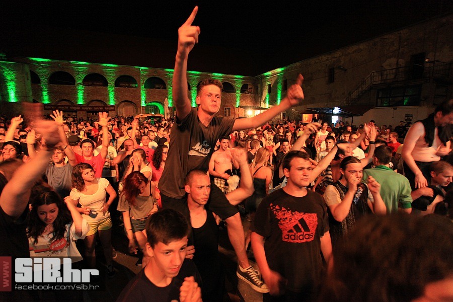 ufo_1_dan_07072012_sibhr_by_006