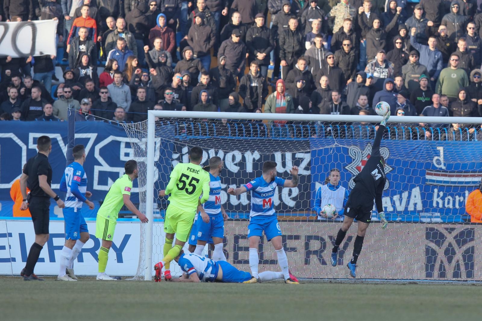 Osijek slavio protiv Dinama