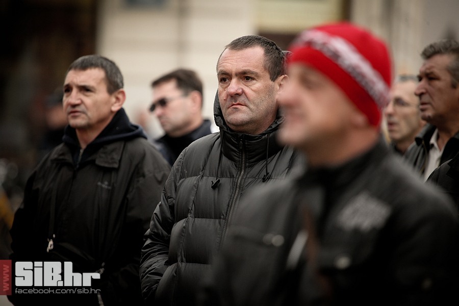 oslobodeni_generali_16112012_mb