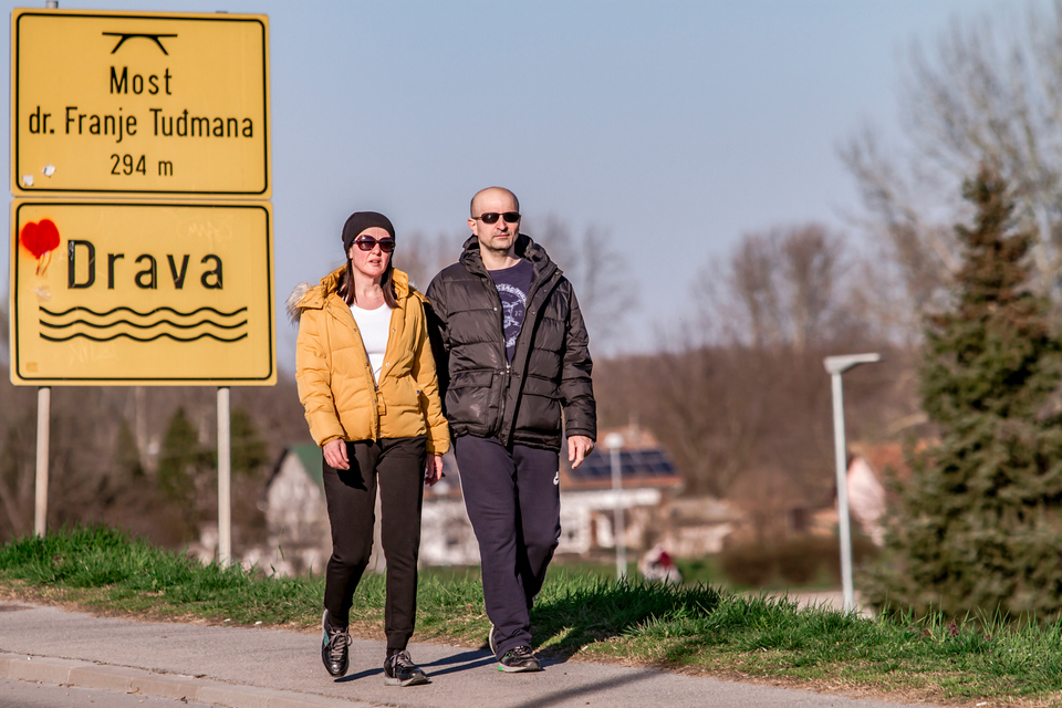 Osječane korona još nije uplašila – promenada puna šetača