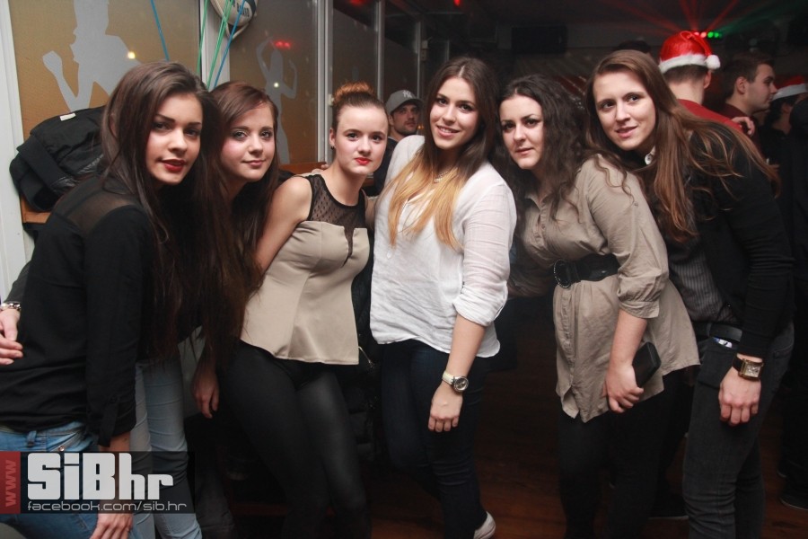 barkaIMG_544825122013 barkaIMG_544825122013