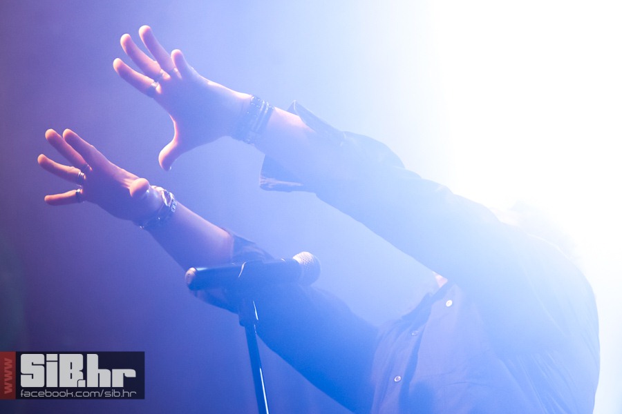 opca_opasnost_slavija_04042013_