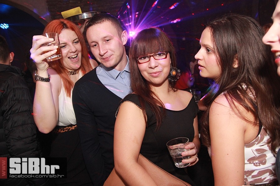 nocni_zivot_harem04012013_SiBhr