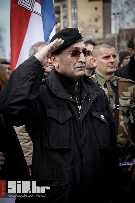 vukovar_prosvjed_protiv_cirilic