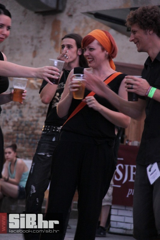 ufo_1_dan_07072012_sibhr_by_010