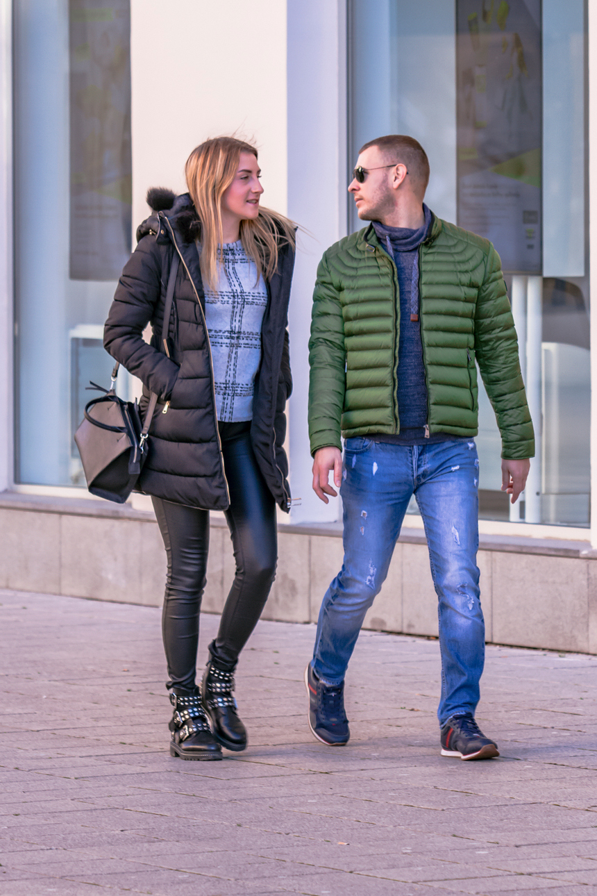 Uznemireni Osječani na gradskim ulicama nakon potresa Uznemireni Osječani na gradskim ulicama nakon potresa