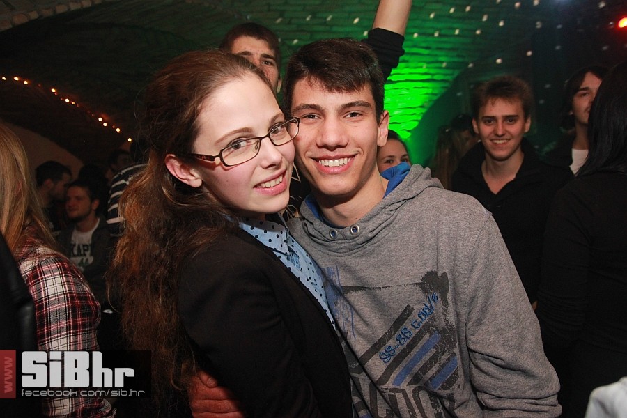 2014_11_1_nightlifeIMG_8624_exi 2014_11_1_nightlifeIMG_8624_exi