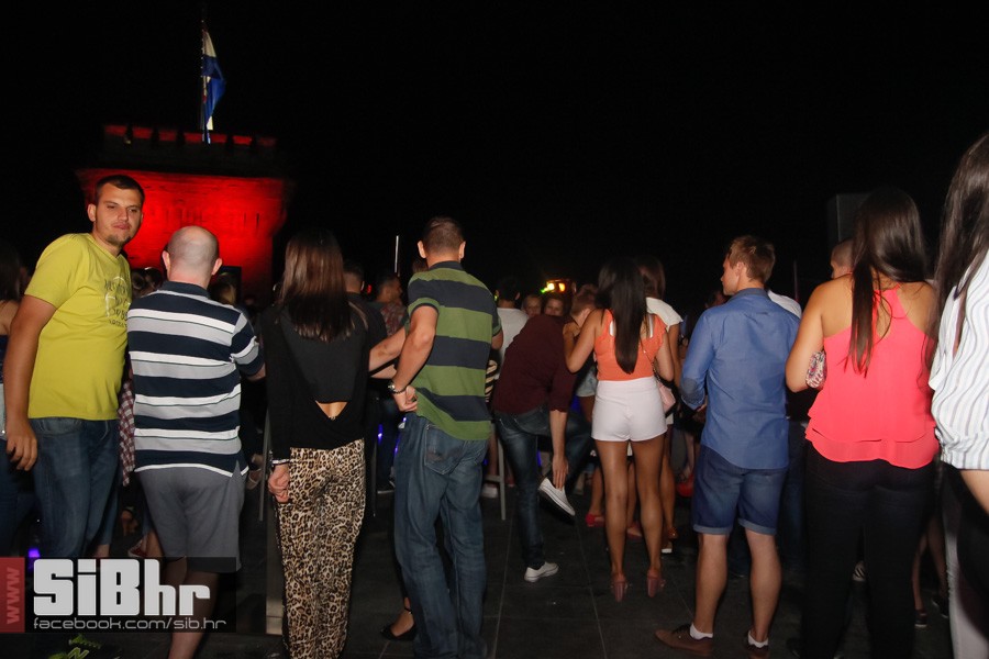 outside_osijek_otvorenje_40