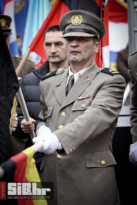 vukovar_prosvjed_protiv_cirilic
