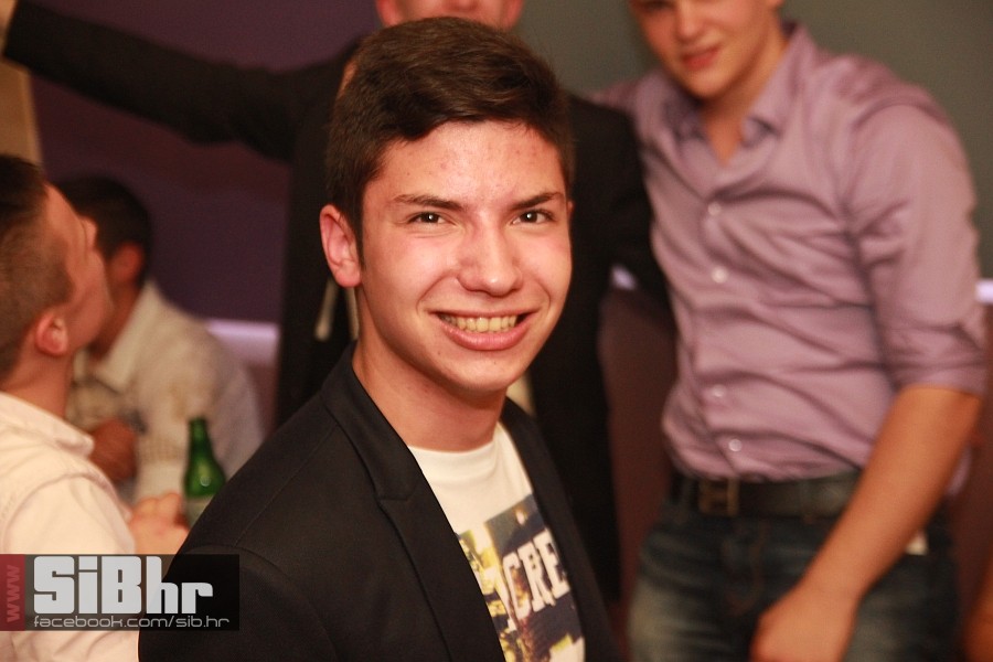 gold bar_osijek_nightlife_sibhr