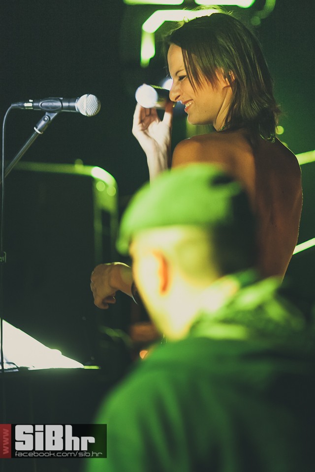 sofa0807_2016_sibhr_22