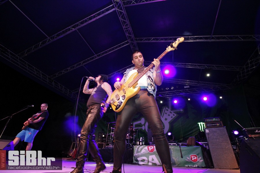 ufo_brkovi_zoran_68 ufo_brkovi_zoran_68