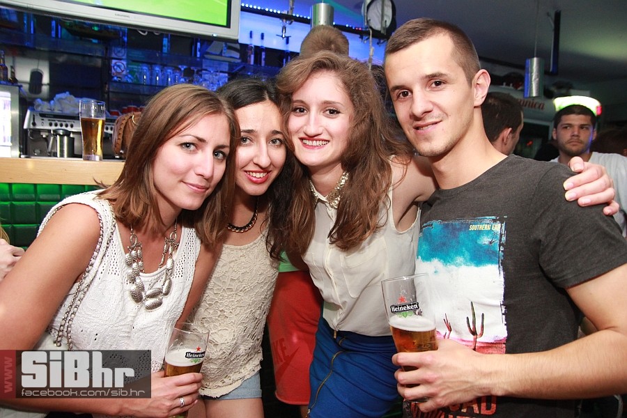 barca_osijek_nightlife_sibhr8_6 barca_osijek_nightlife_sibhr8_6